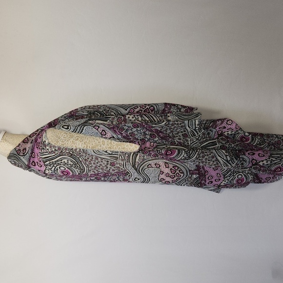 Accents by Lovello Sheer Chiffon Waterfall Front Sleeveless High Low Cardiagan - Picture 6 of 13